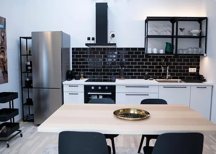 Apartamento Stilvolle Dachgeschosswohnungen Mit Balkon In Innenstadt Naehe