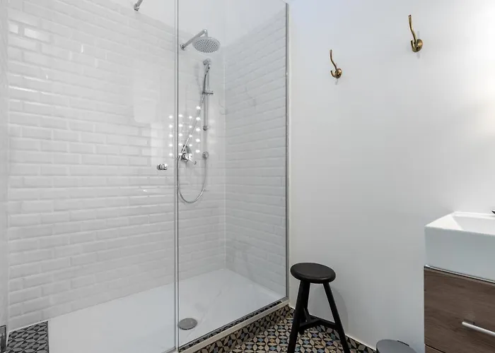 Apartamento Stilvolle Dachgeschosswohnungen Mit Balkon In Innenstadt Naehe