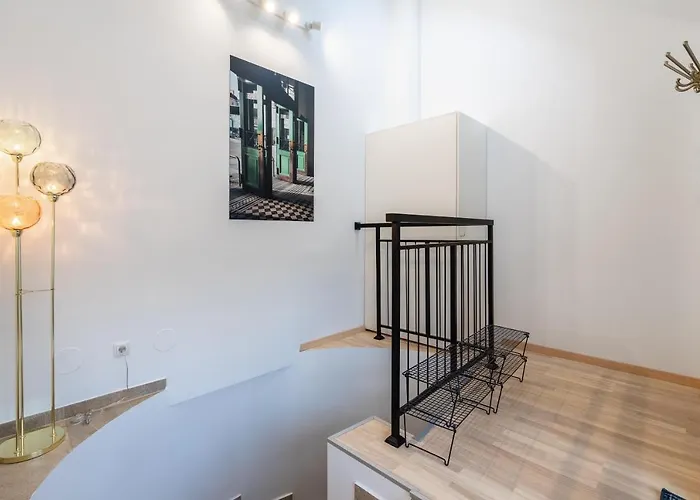 Apartamento Stilvolle Dachgeschosswohnungen Mit Balkon In Innenstadt Naehe
