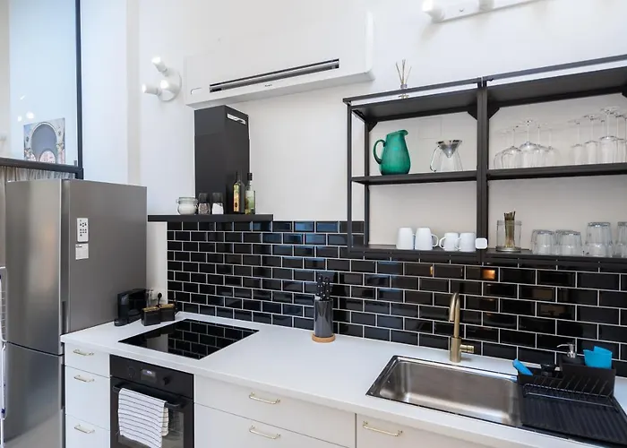 Stilvolle Dachgeschosswohnungen Mit Balkon In Innenstadt Naehe Apartamento Viena